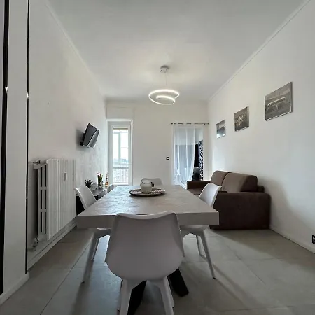 Metro Bengasi Sotto Casa, Turin Appartamento *