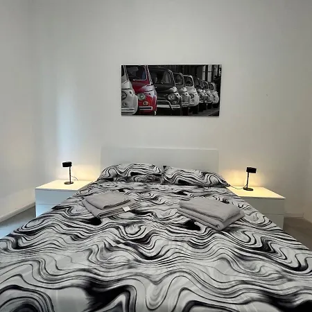 Metro Bengasi Sotto Casa, Turin