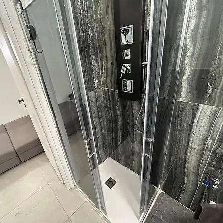 Appartement Metro Bengasi Capolinea *